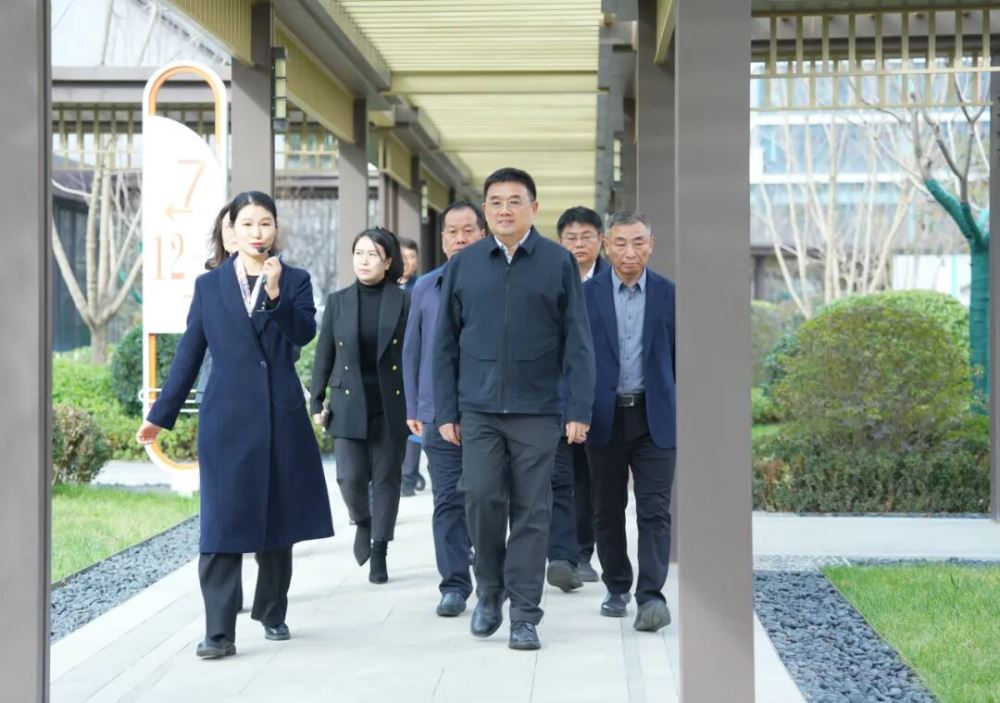 �쵼�����߻��� | �������߷õ������ʡֱ��Эһ֧���������й���ʮ������ȫ�ᾫ��